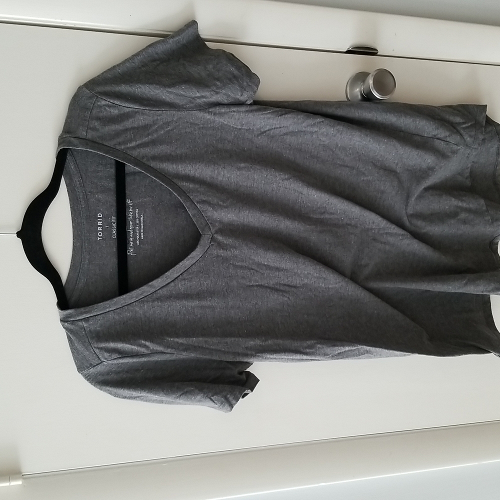Torrid vneck tshirt size 1